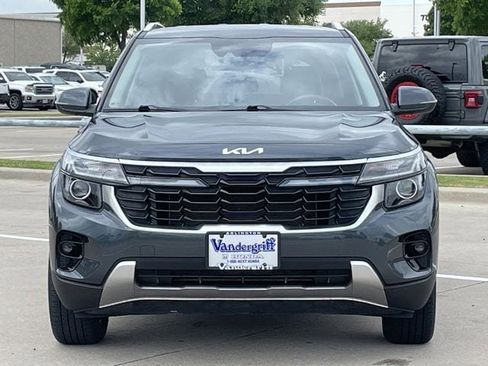 Used 2025 Kia Seltos S image 6