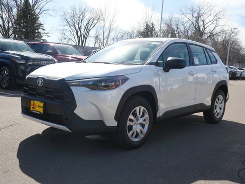 New 2026 Toyota Corolla Cross L AWD/4WD image 4