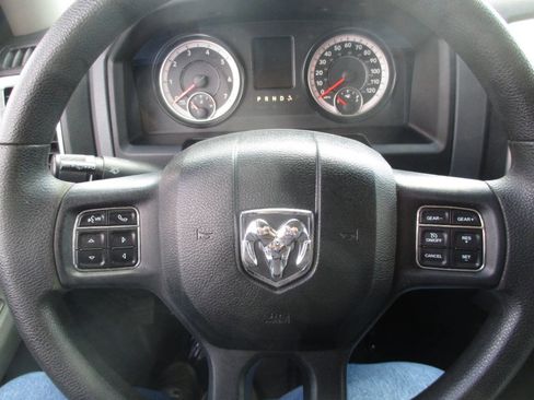 Used 2016 RAM 1500 Classic SLT AWD/4WD image 21