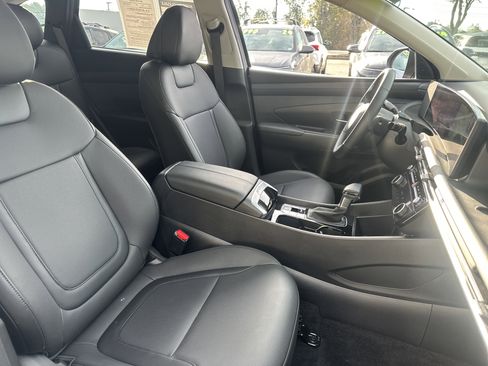 Used 2025 Hyundai Tucson SEL image 13