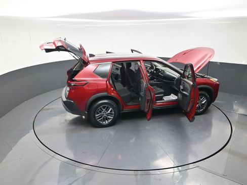 Used 2023 Nissan Rogue S AWD/4WD image 14