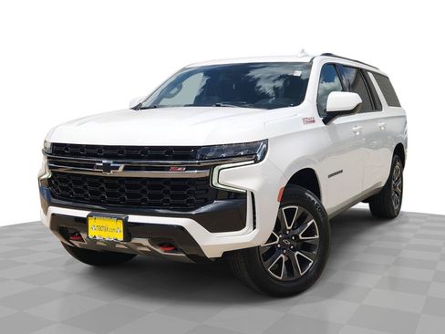 Used 2022 Chevrolet Suburban Z71 AWD/4WD image 1