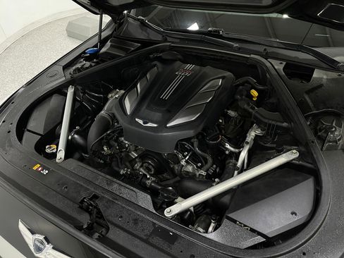 Used 2018 Genesis G90 3.3T Premium image 29