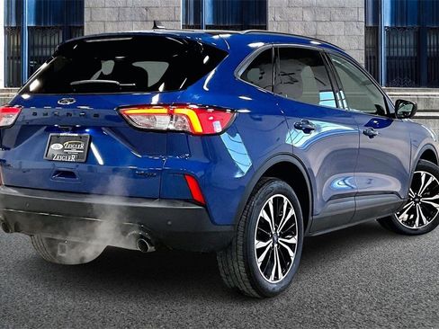 Certified 2022 Ford Escape SEL w/ SEL Stealth AWD Package image 11