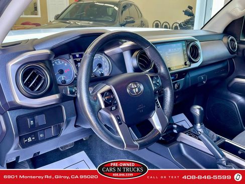 Used 2021 Toyota Tacoma SR5 image 8