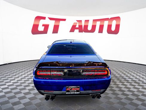 Used 2020 Dodge Challenger R/T Scat Pack image 6