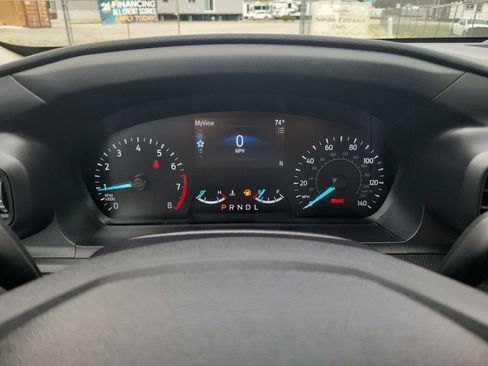 Used 2023 Ford Explorer Base image 13