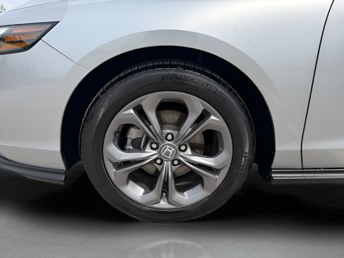 Used 2024 Honda Accord EX image 30