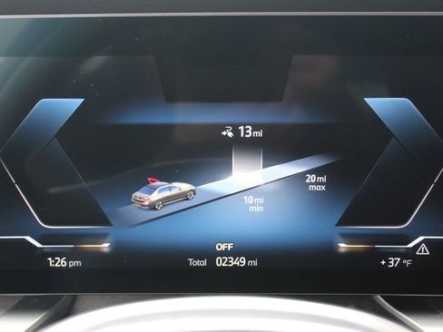 Used 2025 BMW i7 xDrive60 image 20