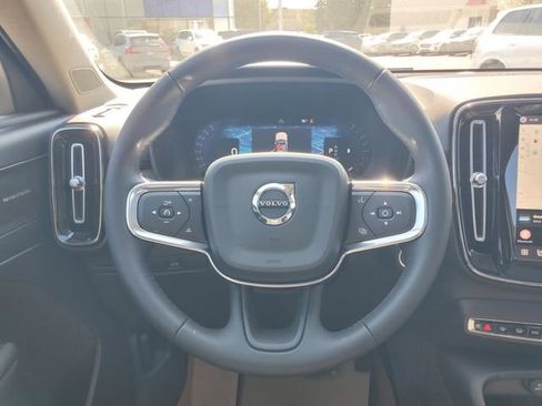 New 2026 Volvo XC40 B5 Ultra w/ Climate Package AWD/4WD image 30