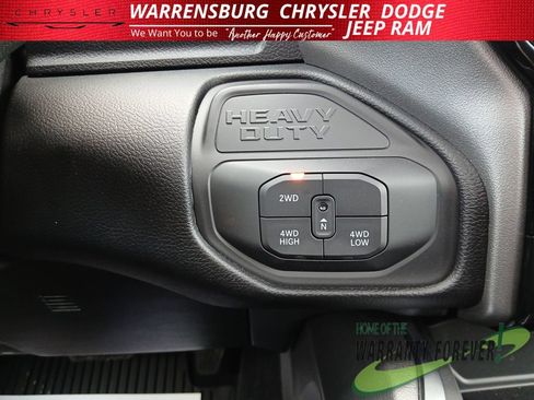 New 2026 RAM 2500 Laramie AWD/4WD image 26