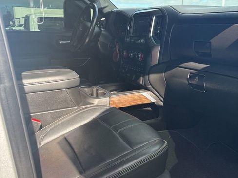 Used 2023 Chevrolet Silverado 2500 High Country w/ Z71 Off-Road Package image 10