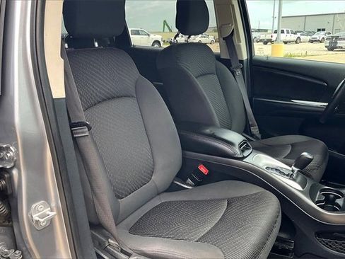 Used 2018 Dodge Journey SXT w/ Connectivity Group image 7