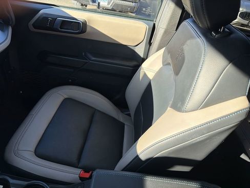 Used 2024 Ford Bronco Wildtrak image 24