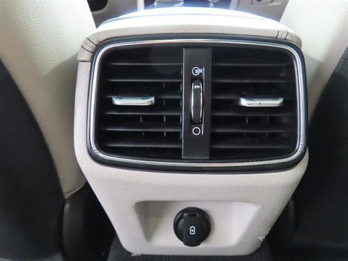 Used 2022 Genesis G70 2.0T w/ Prestige Package image 29