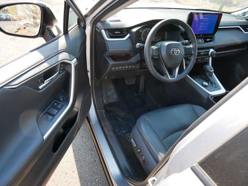 Used 2023 Toyota RAV4 Limited AWD/4WD image 10