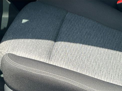 Used 2023 Nissan Rogue SV image 19