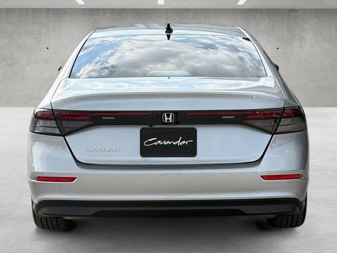 Used 2025 Honda Accord SE image 15
