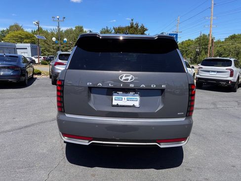 Used 2026 Hyundai Palisade Calligraphy AWD/4WD image 6