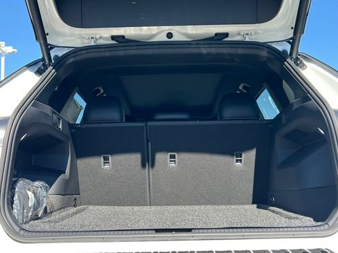 New 2026 Volkswagen Tiguan SE R-Line AWD/4WD image 35