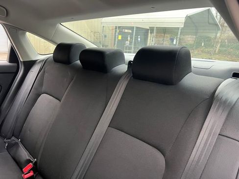 Used 2024 Honda Civic LX image 19