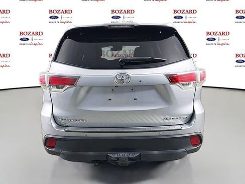 Used 2015 Toyota Highlander Limited Platinum AWD/4WD image 7