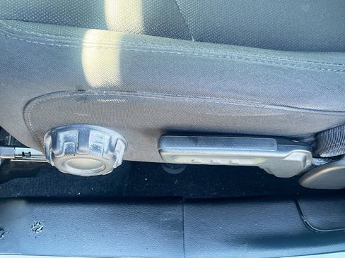 Used 2023 Jeep Wrangler Unlimited w/ Cold Weather Group image 20