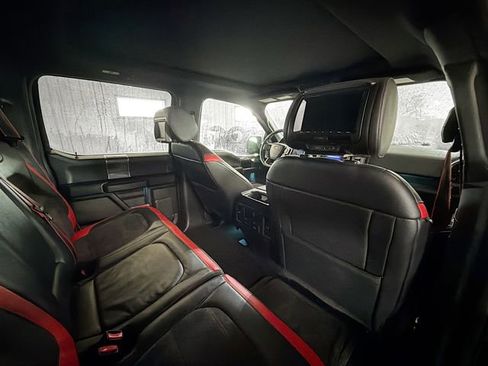 Used 2017 Ford F150 Lariat image 11