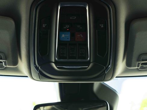 Used 2022 Jeep Grand Cherokee Limited RWD image 32