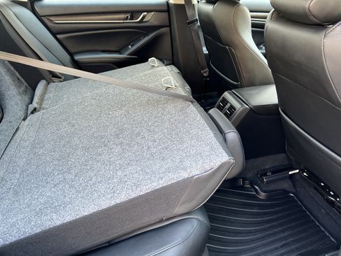 Used 2020 Honda Accord Touring image 23