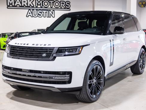 Used 2024 Land Rover Range Rover Long Wheelbase Autobiography AWD/4WD image 12