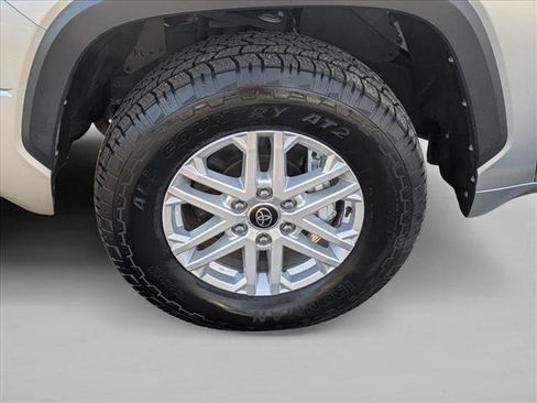 Used 2022 Toyota Tundra SR5 image 21