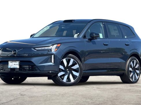 Used 2025 Volvo EX90 Ultra image 2