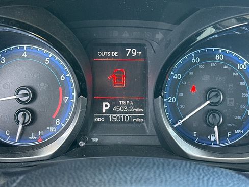 Used 2015 Toyota Corolla S FWD image 23