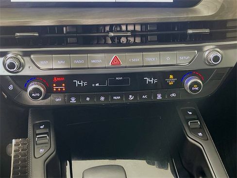 Used 2025 Kia Telluride SX Prestige X-Line image 17