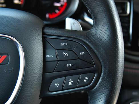 Used 2025 Dodge Durango GT image 33