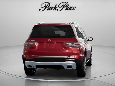 Used 2026 Mercedes-Benz GLB 250 image 18
