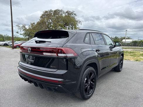 New 2026 Volkswagen Atlas Cross Sport SEL R-Line AWD/4WD image 6
