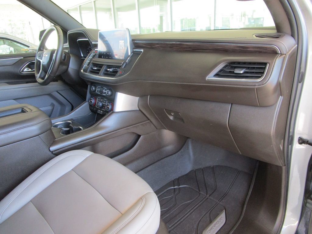Used 2023 Chevrolet Tahoe LT w/ Luxury Package RWD image 36