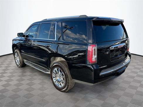 Used 2020 GMC Yukon Denali image 8