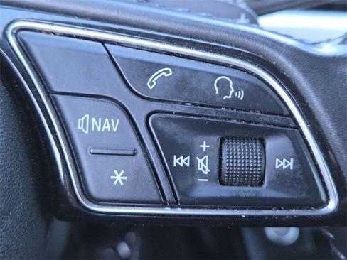 Used 2018 Audi A5 2.0T Premium image 28