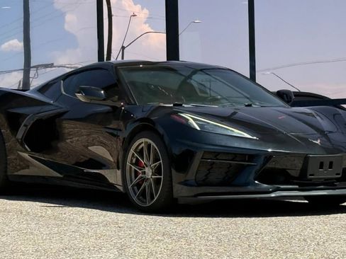 Used 2023 Chevrolet Corvette Stingray Preferred Cpe w/ Z51 Performance Package RWD image 15
