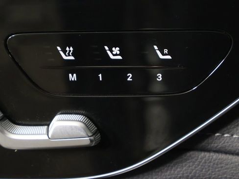 Used 2023 Mercedes-Benz EQS 450+ SUV image 34