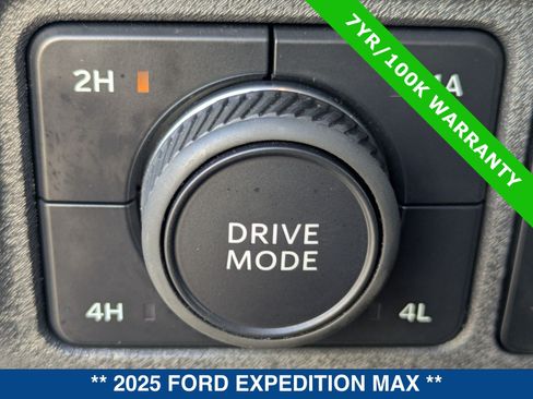 Certified 2025 Ford Expedition Max Platinum w/ Driver's Package AWD/4WD image 37