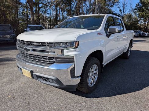 Used 2021 Chevrolet Silverado 1500 LT w/ Z71 Off-Road Package image 8
