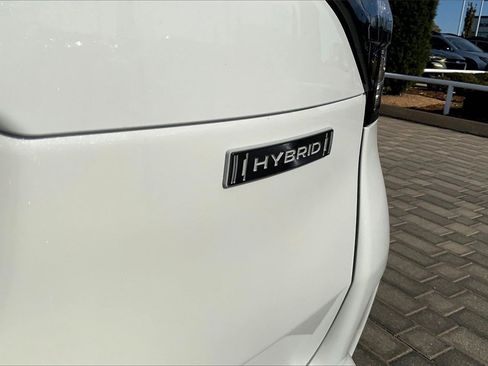 New 2025 Subaru Forester Touring image 9