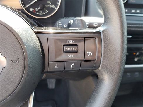 Used 2021 Nissan Rogue S image 22