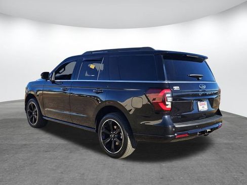Certified 2023 Ford Expedition Limited image 6