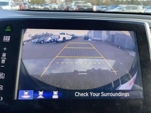 Used 2016 Honda Pilot Touring image 27