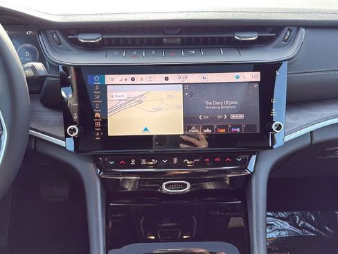New 2026 Jeep Grand Cherokee L Limited AWD/4WD image 17
